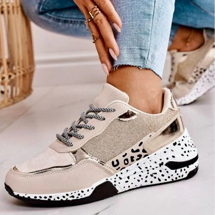 Women's Chunky Sneakers with Lace-Up and Speckled Sole