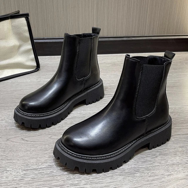Women's Chelsea Boots with Platform Sole and Elastic Goring